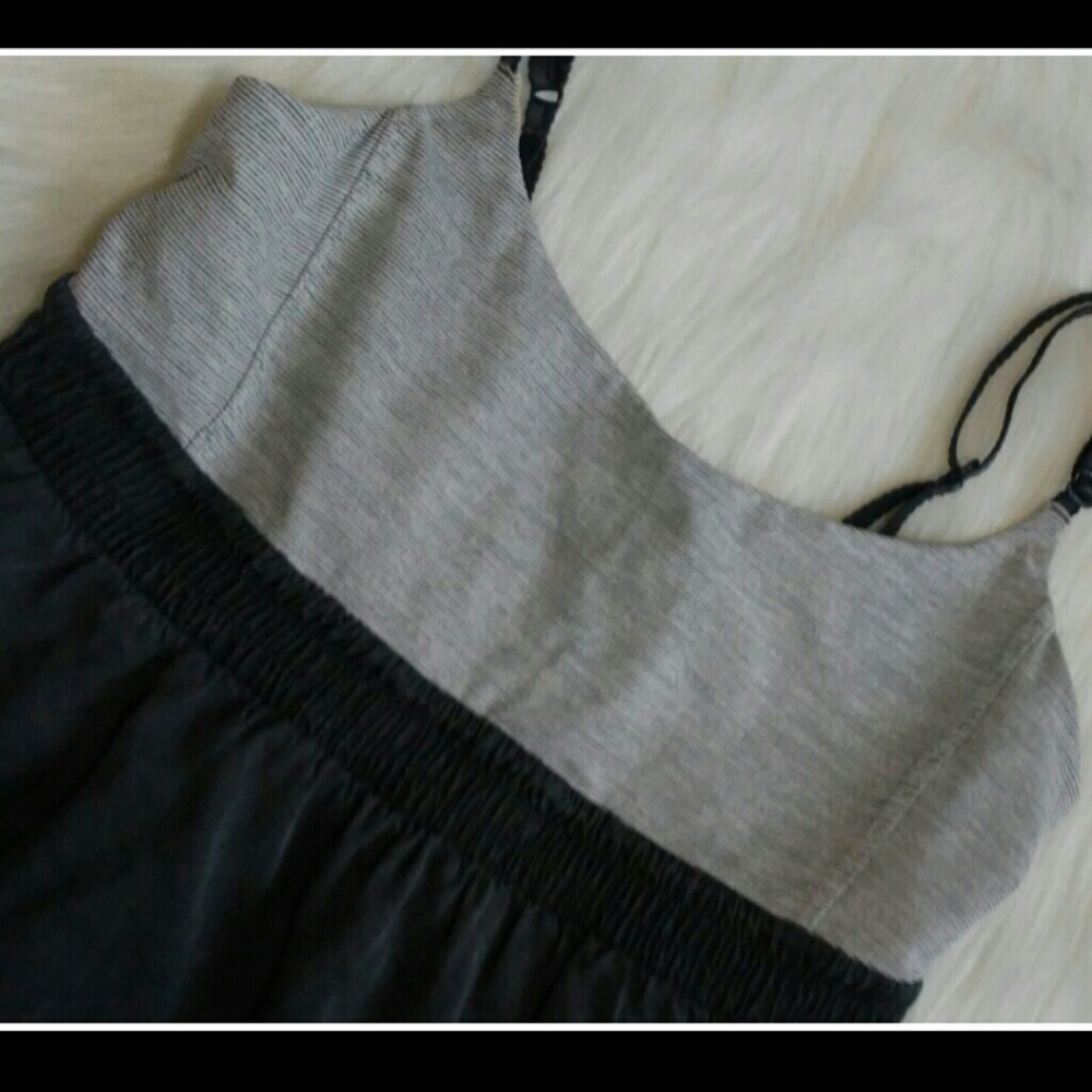lululemon Work Out Tank - Picture 4 of 7